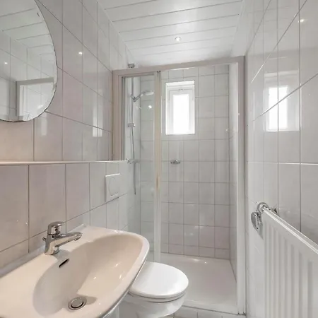 Villa Holiday Home Near Duynpark With Whirlpool