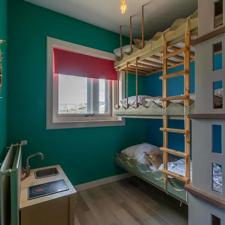 Spacious With Garden *