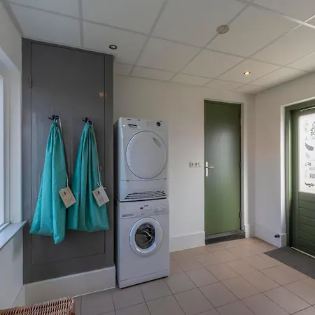 Villa Holiday Home Near Duynpark With Whirlpool *