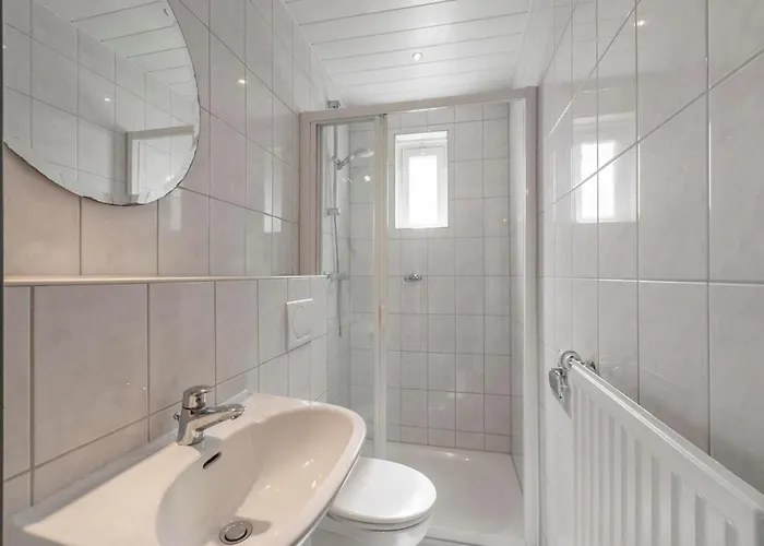 Вилла Spacious With Garden